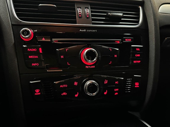 Audi A4 12 of 15