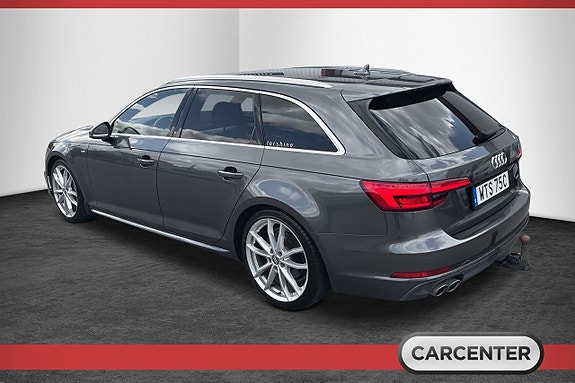 Audi A4 4 of 17