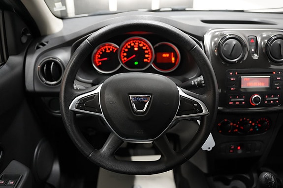 Dacia Logan 10 of 16