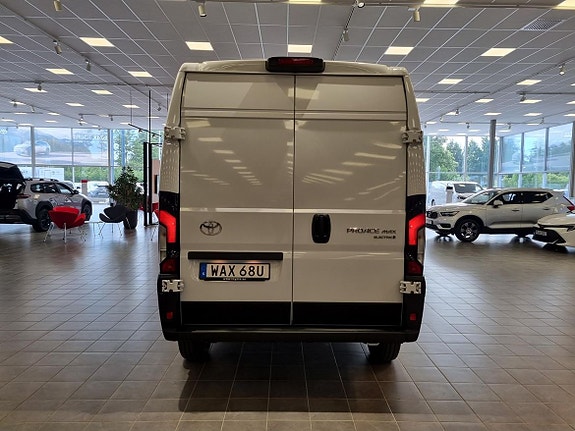 Toyota ProAce Max 4 of 16