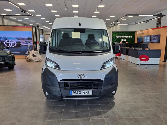 Toyota ProAce Max 8 of 16