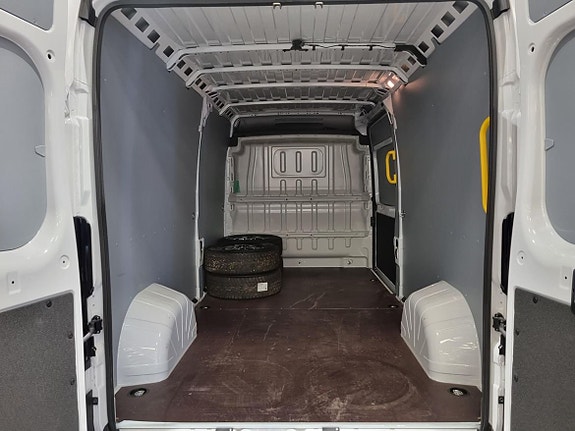 Toyota ProAce Max 15 of 16