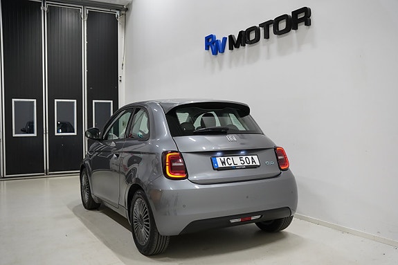 Fiat 500 4 of 17
