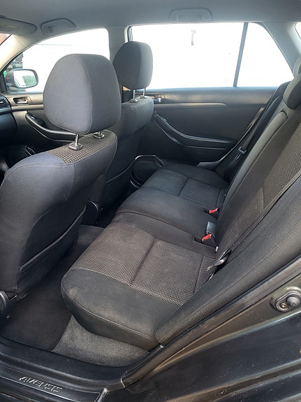 Toyota Avensis 6 of 10