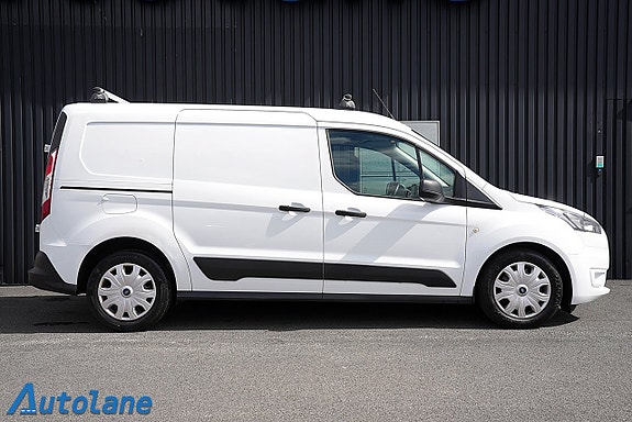Ford Transit Connect 3 of 17