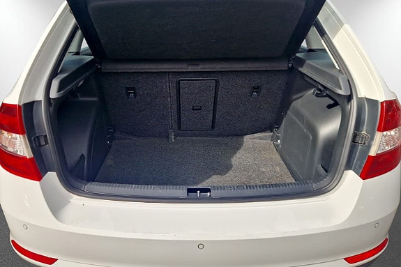 Skoda Rapid 7 of 13