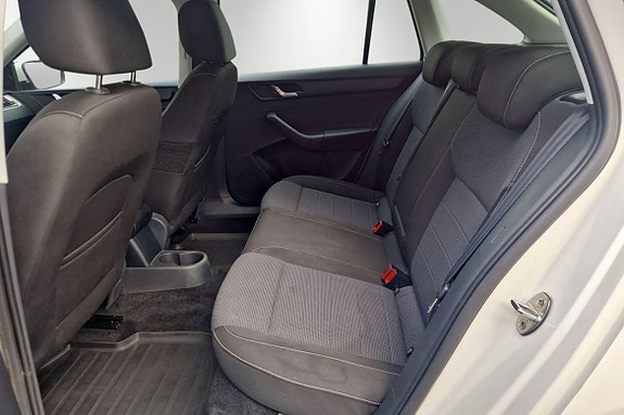 Skoda Rapid 5 of 13