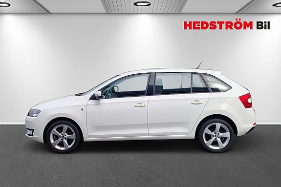 Skoda Rapid 2 of 13