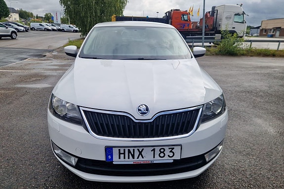 Skoda Rapid 12 of 13