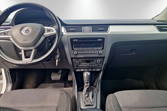 Skoda Rapid 6 of 13