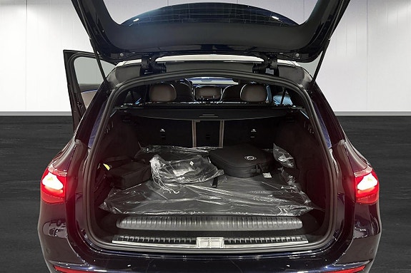 Mercedes-Benz E300 de 15 of 17