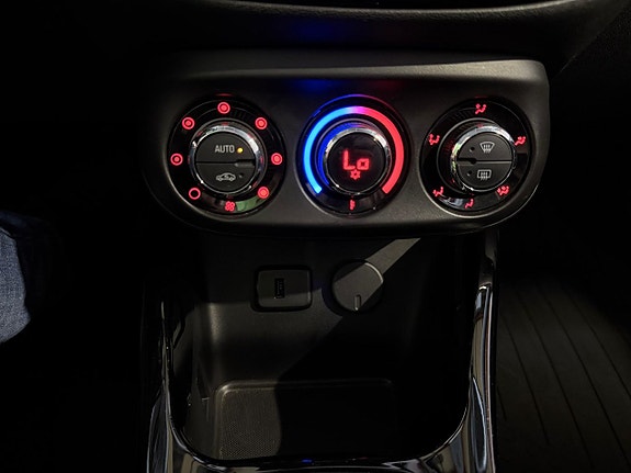 Opel Corsa 16 of 23