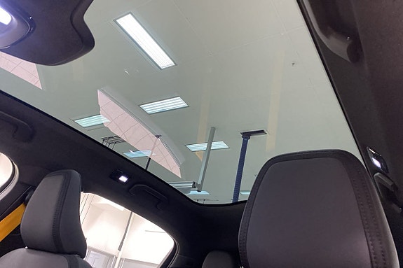 Polestar 2 8 of 13