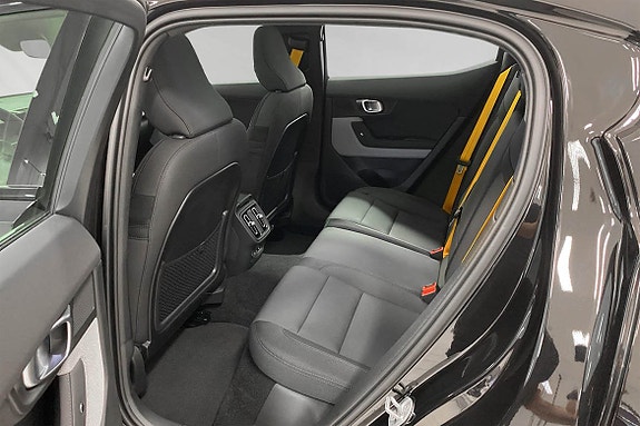 Polestar 2 6 of 13