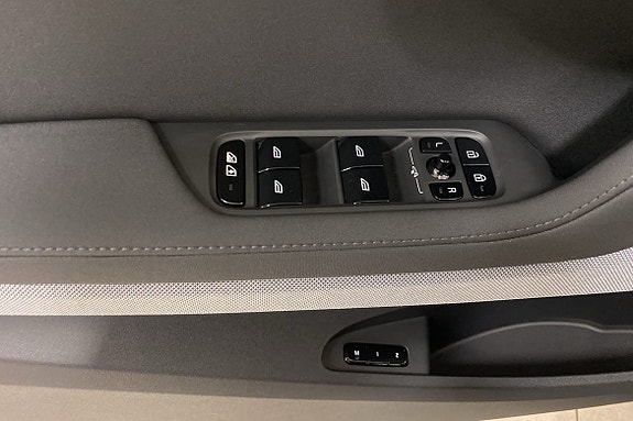 Polestar 2 9 of 13