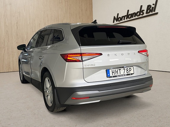 Skoda Enyaq 2 of 7