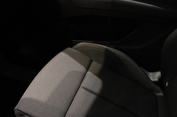 Audi Q4 e-tron 21 of 21