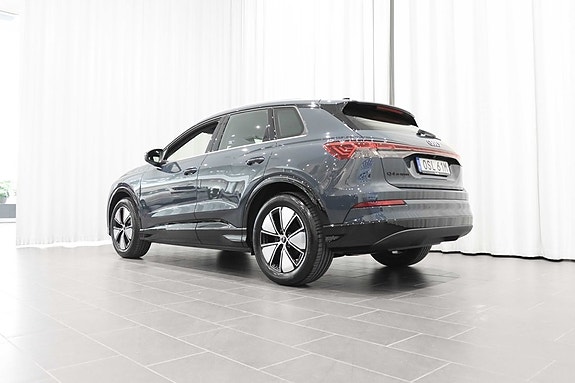 Audi Q4 e-tron 3 of 21