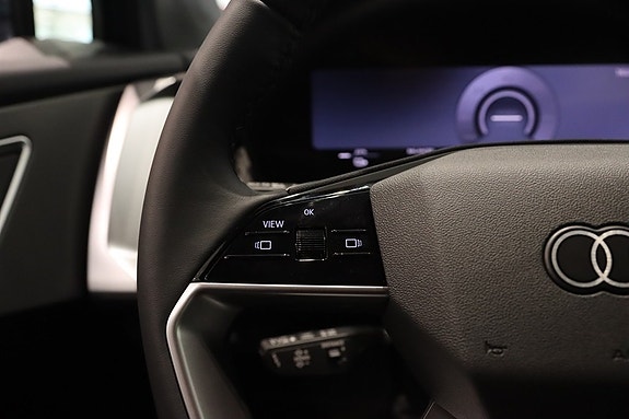 Audi Q4 e-tron 14 of 21