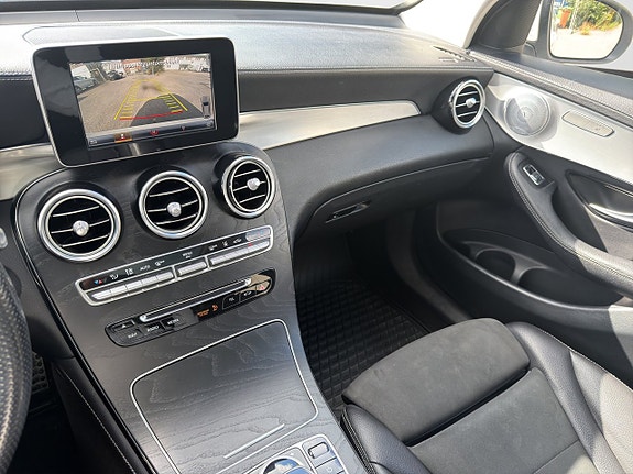 Mercedes-Benz GLC220 d 13 of 20