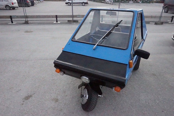 Microcar Charly Camel "Bond Bug" Mopedbil 7 of 26