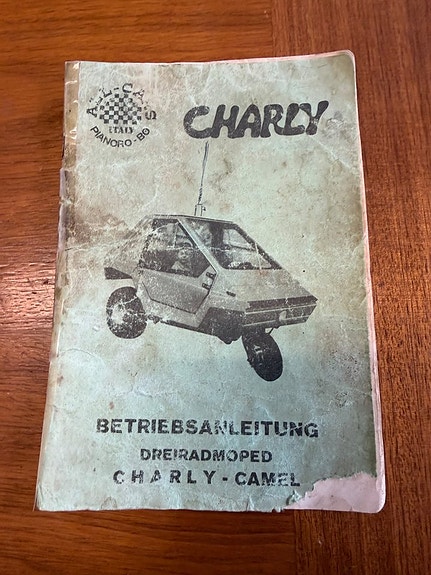 Microcar Charly Camel "Bond Bug" Mopedbil 26 of 26