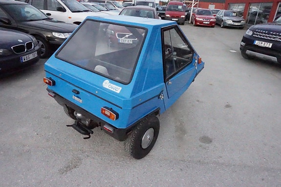 Microcar Charly Camel "Bond Bug" Mopedbil 8 of 26