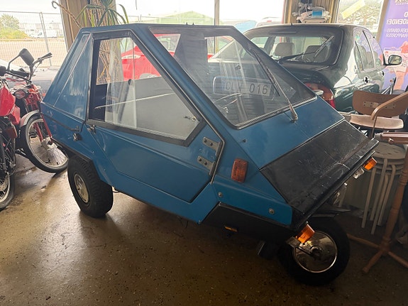 Microcar Charly Camel "Bond Bug" Mopedbil 24 of 26