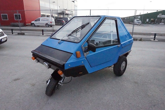 Microcar Charly Camel "Bond Bug" Mopedbil