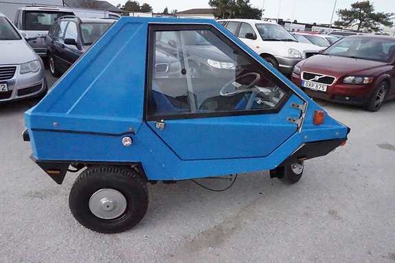 Microcar Charly Camel "Bond Bug" Mopedbil 4 of 26
