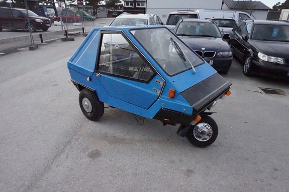 Microcar Charly Camel "Bond Bug" Mopedbil 3 of 26