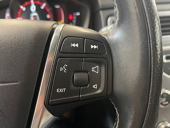 Volvo XC70 19 of 25