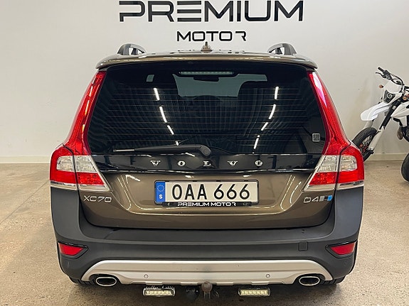 Volvo XC70 6 of 25