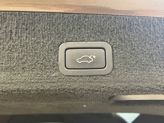 Volvo XC70 9 of 25