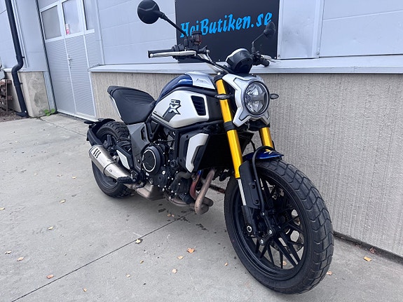 CFMOTO CLX 700 2 of 6