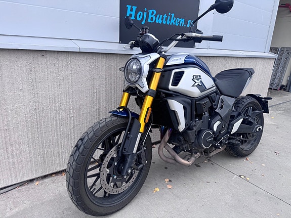 CFMOTO CLX 700 5 of 6