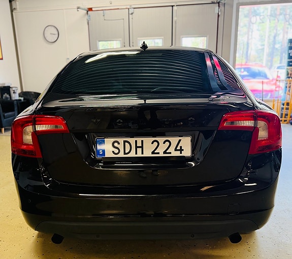 Volvo S60 8 of 22