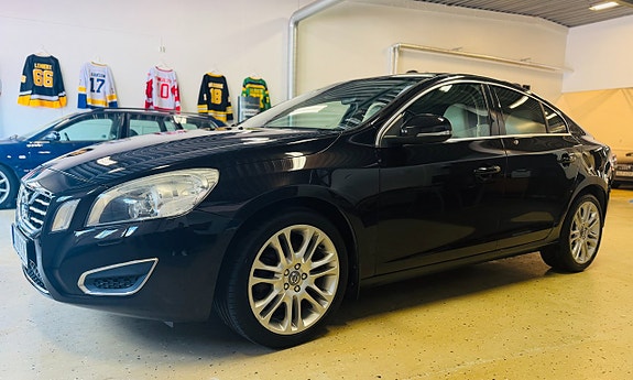 Volvo S60 3 of 22
