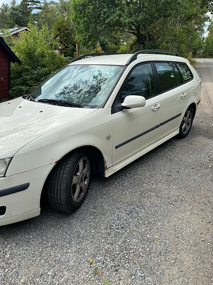 Saab 9-3 2 of 7