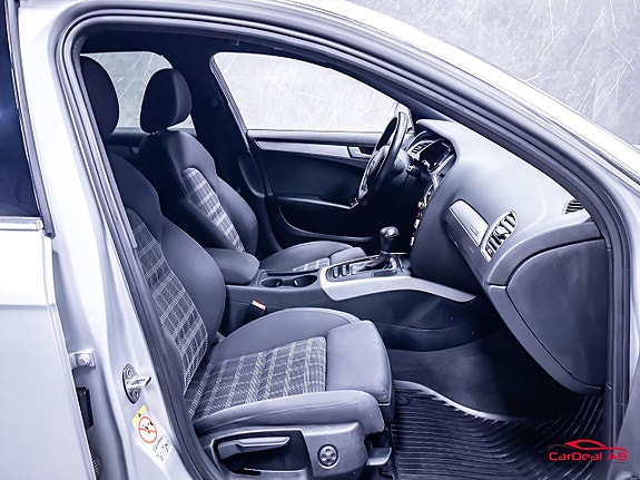 Audi A4 15 of 29
