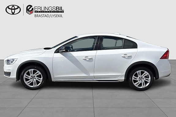 Volvo S60 Cross Country 3 of 16