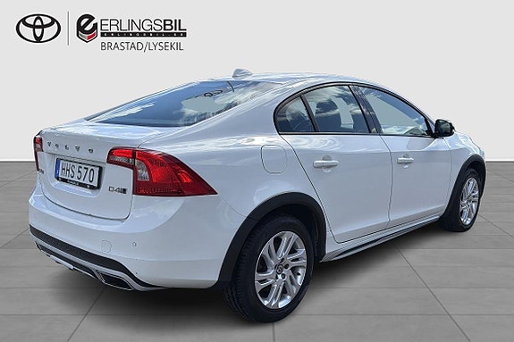Volvo S60 Cross Country 14 of 16