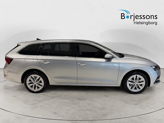 Skoda Octavia 2 of 21