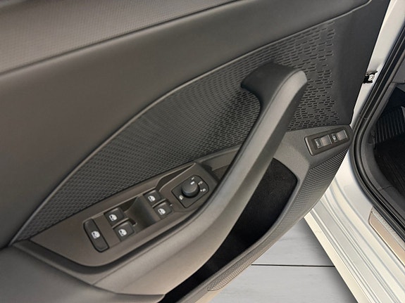 Skoda Octavia 8 of 21