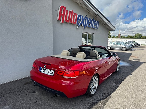 BMW 335i 8 of 22
