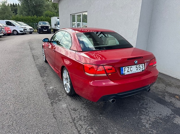 BMW 335i 17 of 22