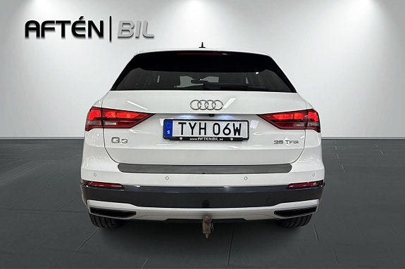 Audi Q3 8 of 25
