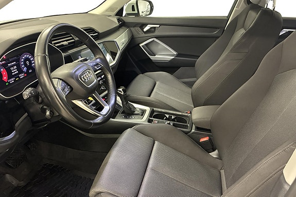 Audi Q3 14 of 25