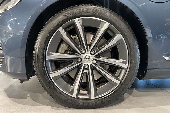 Volvo V90 17 of 17