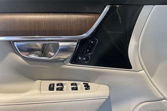 Volvo V90 13 of 17
